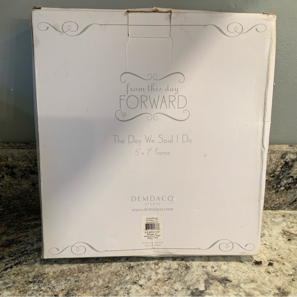 Demdaco Studio Our Wedding Day 5x7 Photo Frame White Ceramic Crystals NIB - Picture 6 of 10
